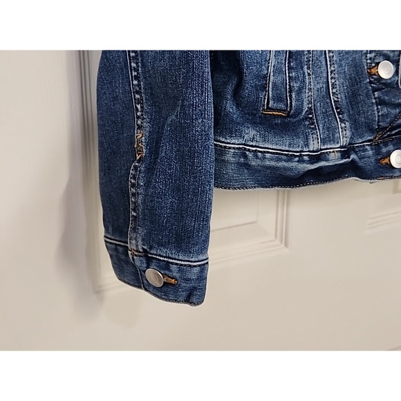 Time And Tru Women's Denim Trucker Jacket Small (4-6) Button Front Flap Pockets‎ - Picture 4 of 10
